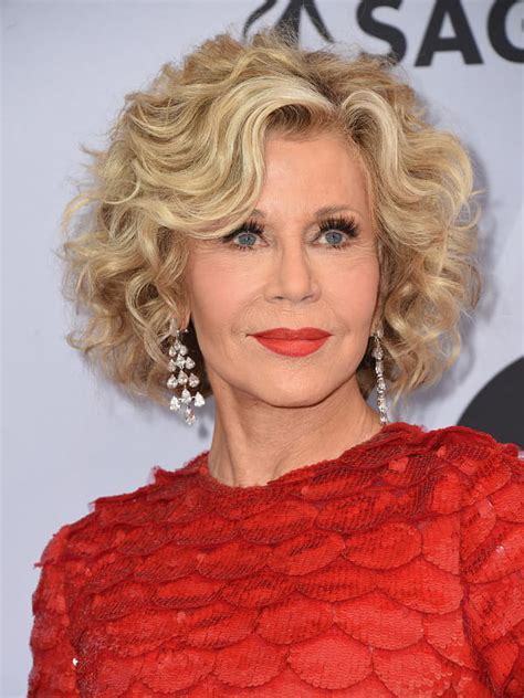 coupe courte jane fonda coiffure|26 idées de Coiffure de jane fonda 